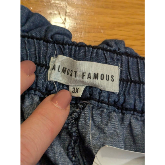 Almost Famous NWT Paper Bag Waist High Waist Shorts 3X - Picture 4 of 12